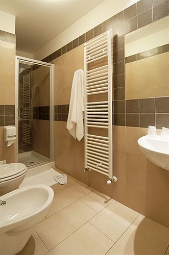 Cluentum 3* Tolentino
