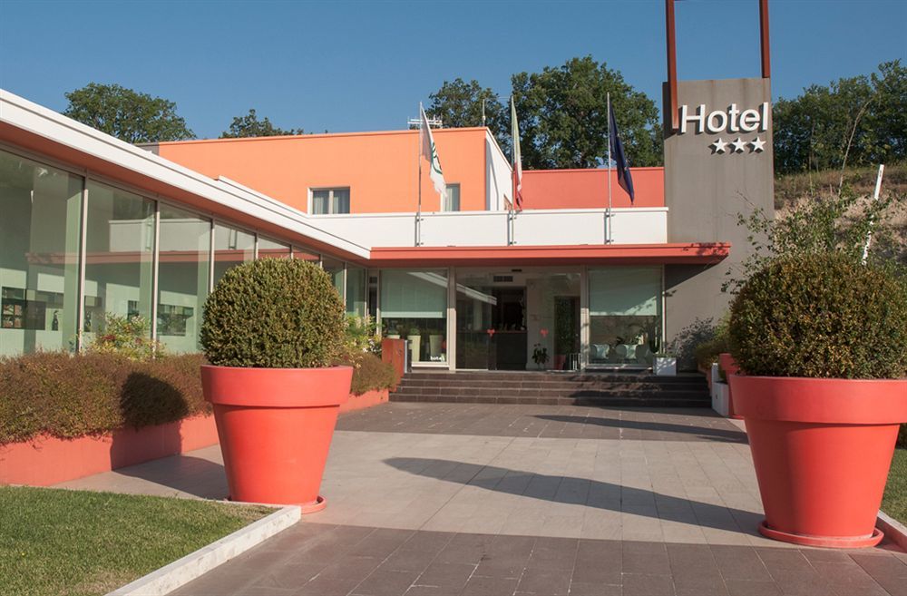 Cluentum Hotel 3*